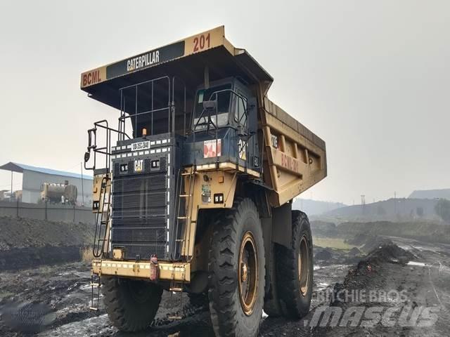 CAT 777E Belden kirma kaya kamyonu