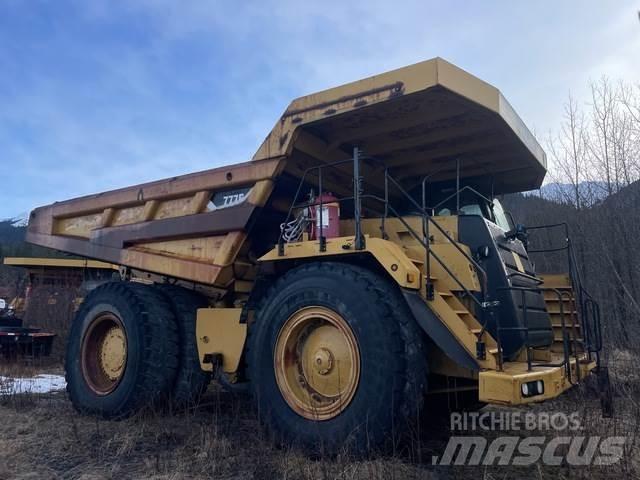 CAT 777F Belden kirma kaya kamyonu