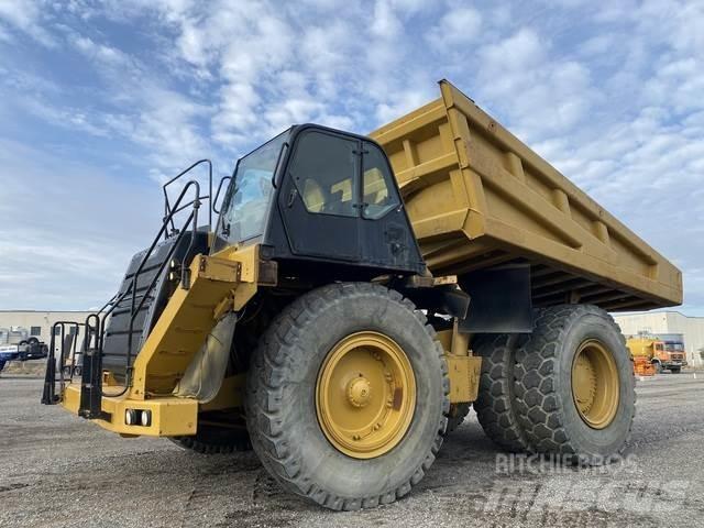 CAT 777F Belden kirma kaya kamyonu