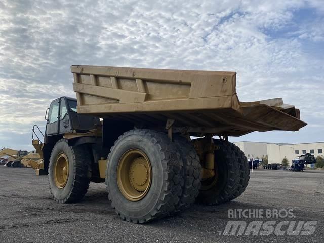 CAT 777F Belden kirma kaya kamyonu