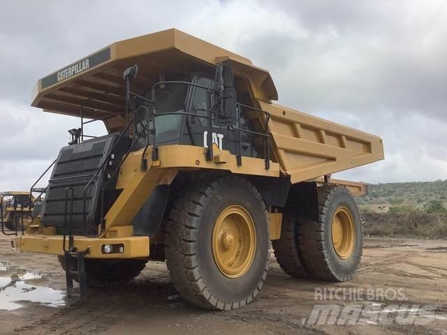 CAT 777F Belden kirma kaya kamyonu