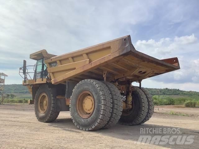 CAT 777F Belden kirma kaya kamyonu