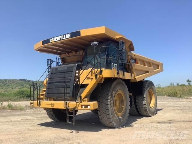 CAT 777F Belden kirma kaya kamyonu