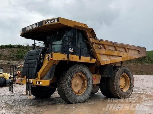 CAT 777F Belden kirma kaya kamyonu