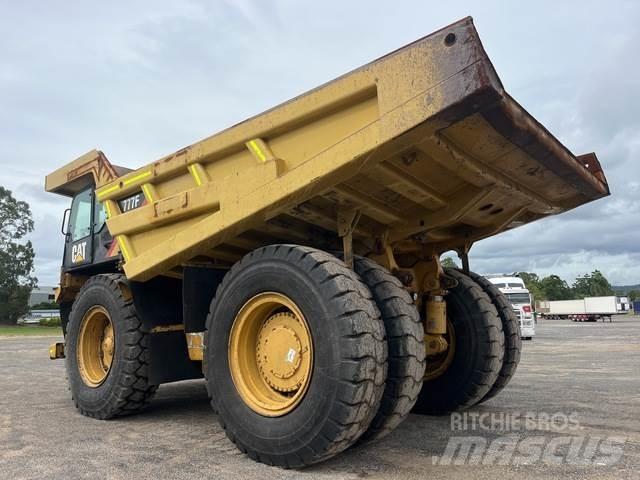 CAT 777F Belden kirma kaya kamyonu