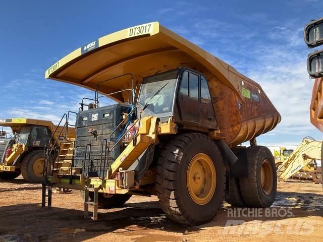 CAT 777G Belden kirma kaya kamyonu