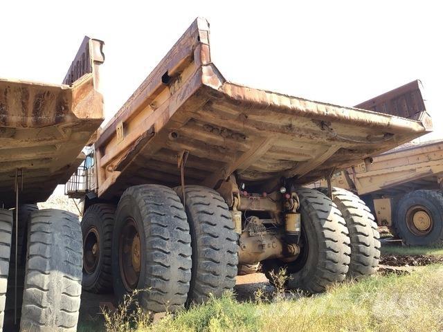 CAT 785 Belden kirma kaya kamyonu