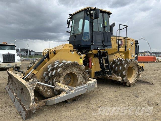 CAT 815 Zemin sıkıştırma makineleri