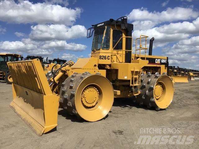 CAT 826C Zemin sıkıştırma makineleri