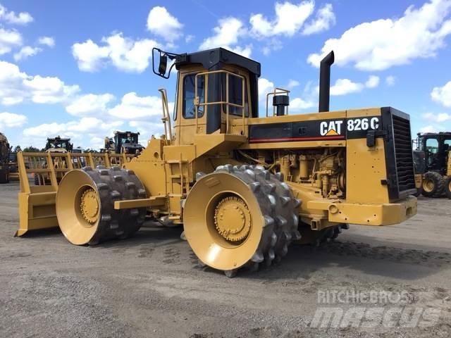 CAT 826C Zemin sıkıştırma makineleri