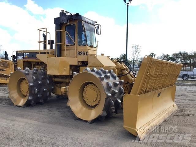 CAT 826C Zemin sıkıştırma makineleri