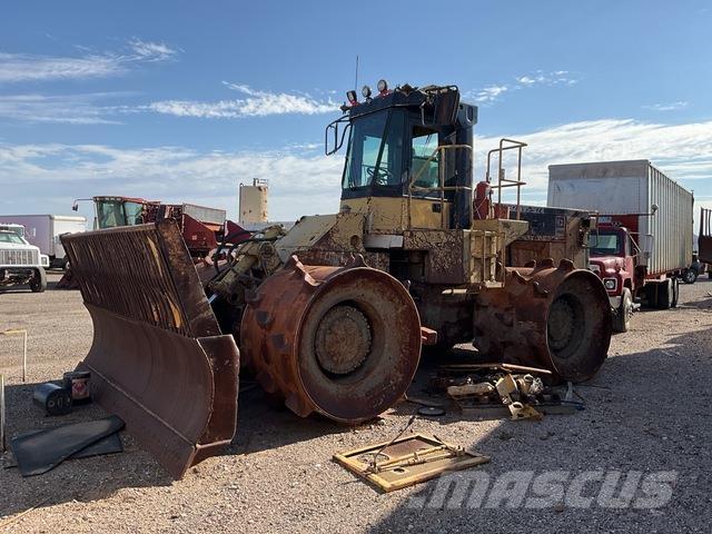 CAT 826C Zemin sıkıştırma makineleri