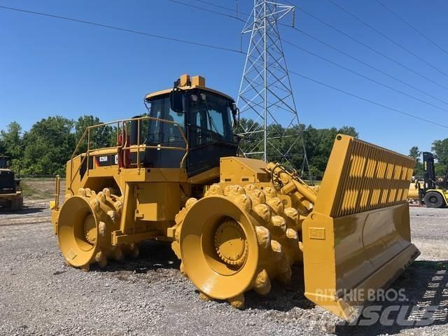 CAT 826H Zemin sıkıştırma makineleri