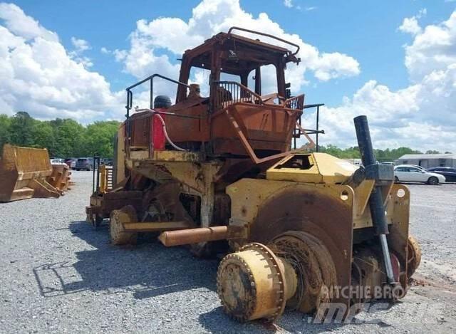 CAT 826K Zemin sıkıştırma makineleri