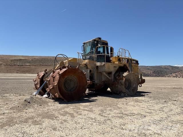 CAT 836G Zemin sıkıştırma makineleri