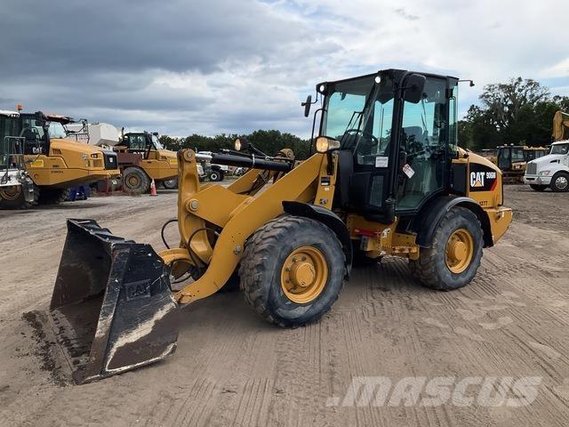CAT 906M Tekerlekli yükleyiciler