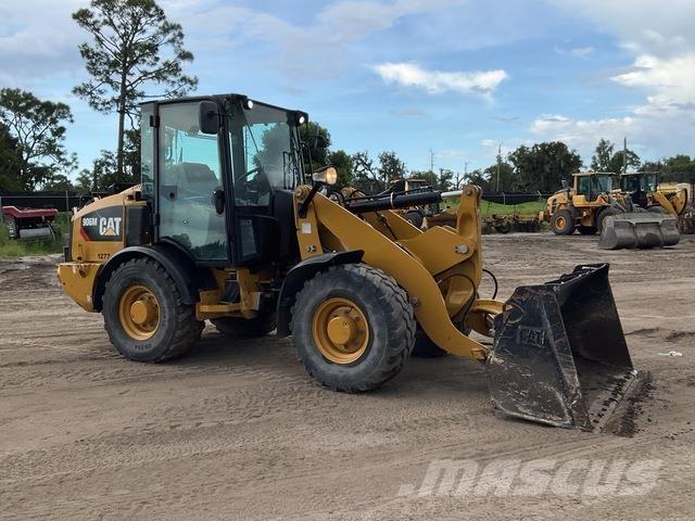 CAT 906M Tekerlekli yükleyiciler