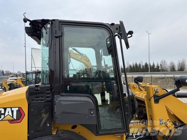 CAT 908 Tekerlekli yükleyiciler