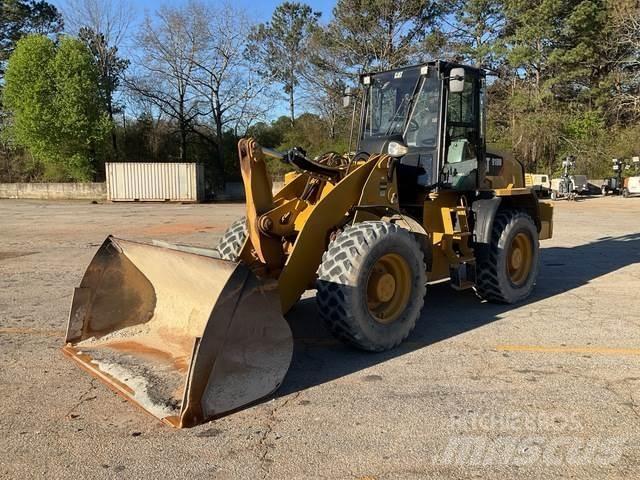 CAT 918M Tekerlekli yükleyiciler