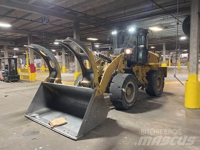 CAT 920 Tekerlekli yükleyiciler