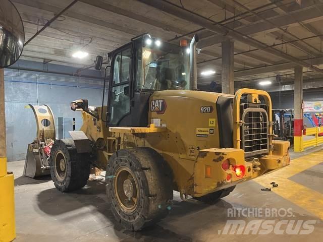 CAT 920 Tekerlekli yükleyiciler