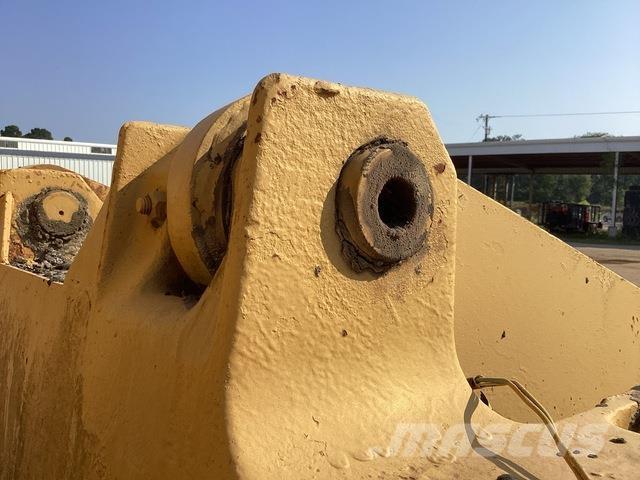 CAT 930 Tekerlekli yükleyiciler