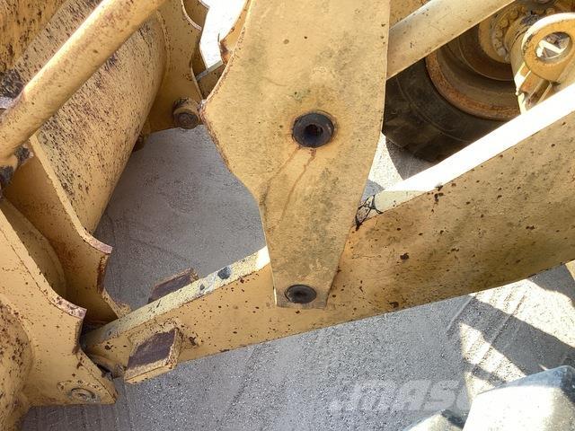 CAT 930 Tekerlekli yükleyiciler