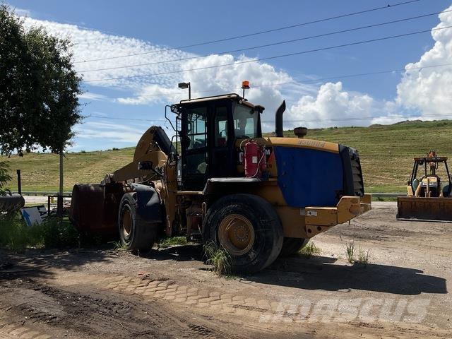 CAT 930M Tekerlekli yükleyiciler