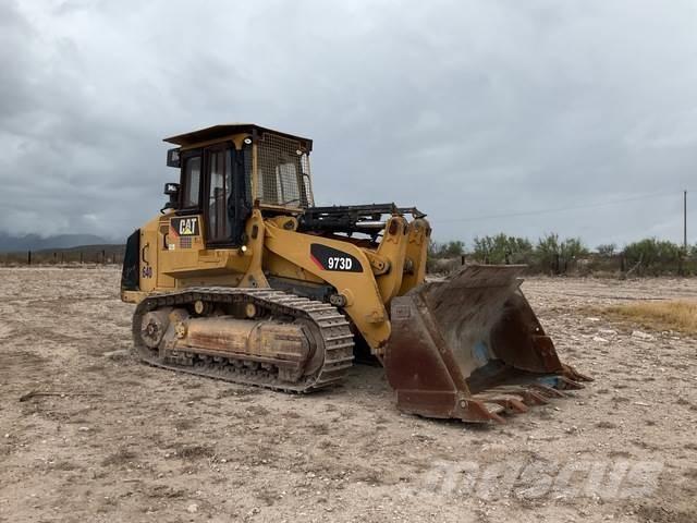 CAT 973D Paletli yükleyiciler