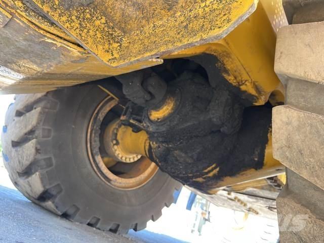 CAT 988G Tekerlekli yükleyiciler