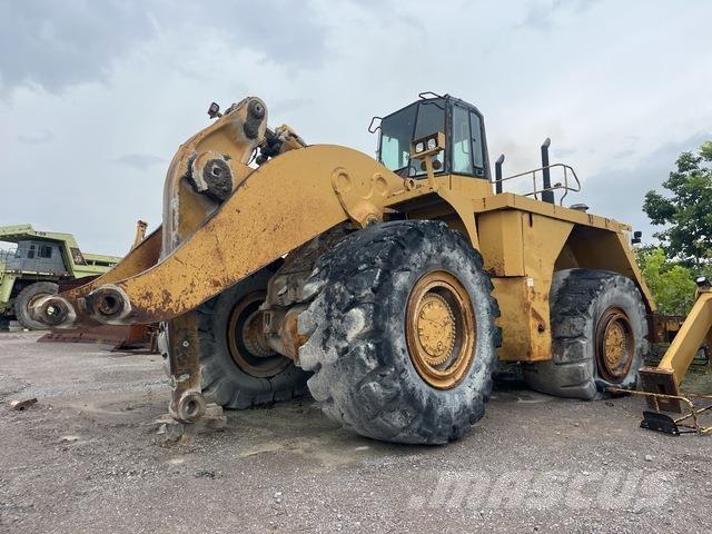 CAT 990 Tekerlekli yükleyiciler