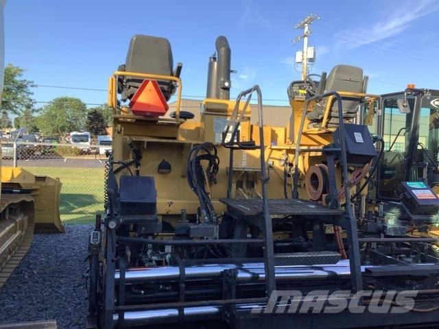 CAT AP-1000D Asfalt sericiler