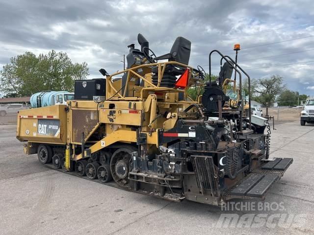 CAT AP1055D Asfalt sericiler
