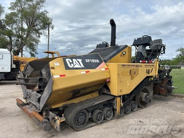 CAT AP1055E Asfalt sericiler