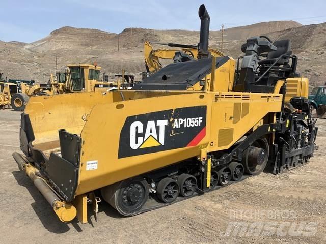 CAT AP1055F Asfalt sericiler