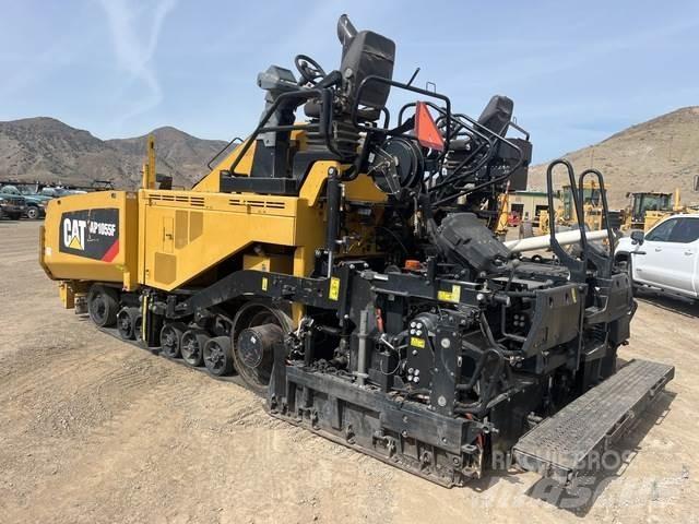CAT AP1055F Asfalt sericiler