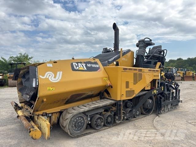 CAT AP1055F Asfalt sericiler