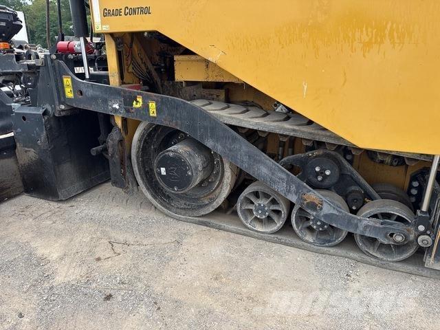 CAT AP1055F Asfalt sericiler