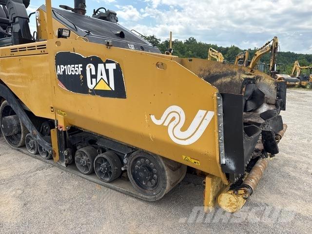 CAT AP1055F Asfalt sericiler