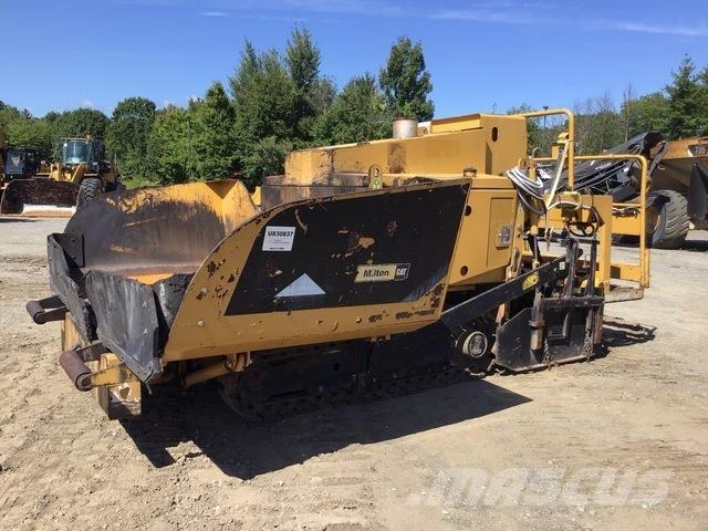 CAT AP255E Asfalt sericiler