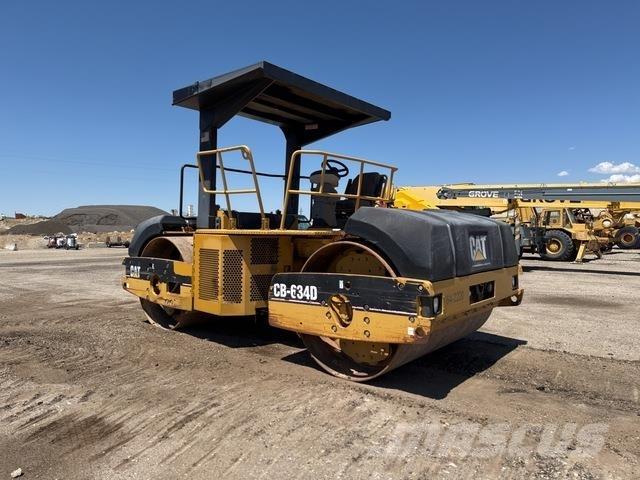 CAT CB-634D Çift tamburlu silindirler