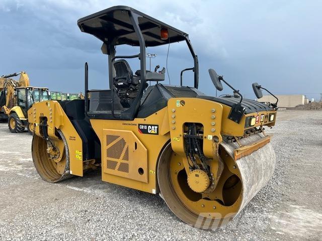 CAT CB10 Çift tamburlu silindirler