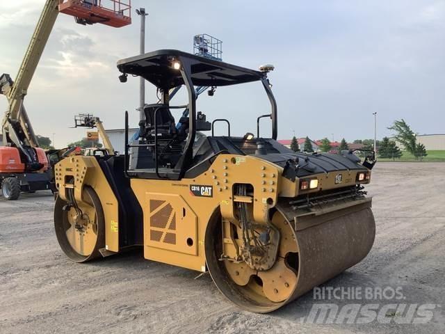 CAT CB16 Çift tamburlu silindirler