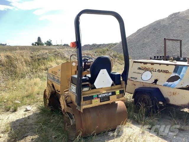 CAT CB224C Çift tamburlu silindirler