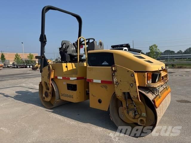 CAT CB34 Çift tamburlu silindirler