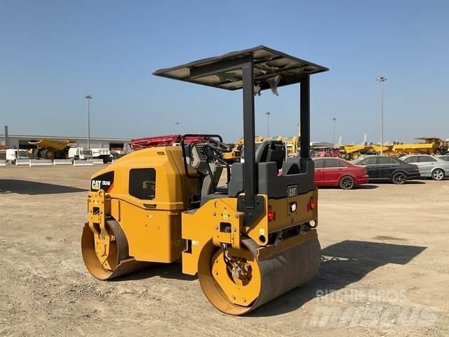 CAT CB34B Çift tamburlu silindirler