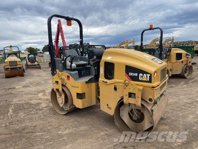 CAT CB34B Çift tamburlu silindirler