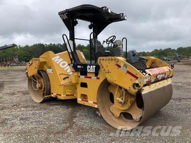 CAT CB54 Çift tamburlu silindirler