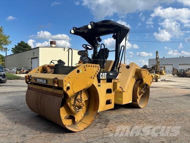 CAT CB54 XW Çift tamburlu silindirler