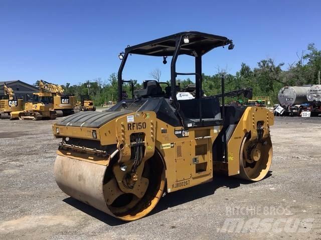 CAT CB54B Çift tamburlu silindirler